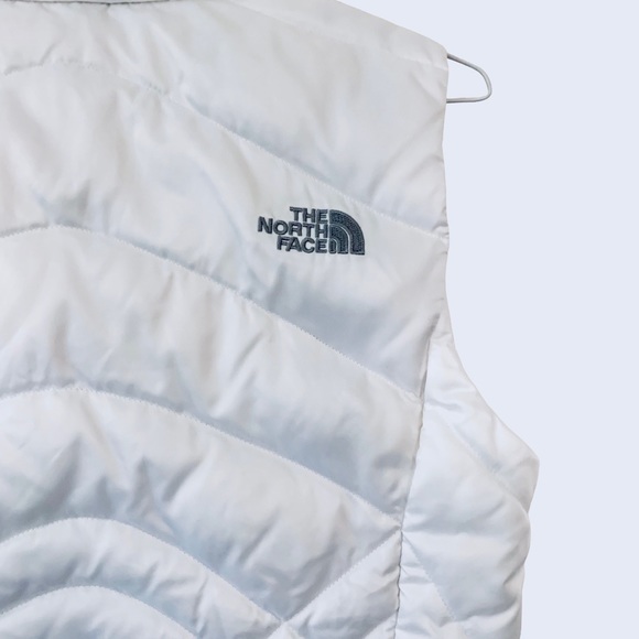 THE NORTH FACE 550 WHITE DOWN PUFFER VEST - Picture 6 of 14